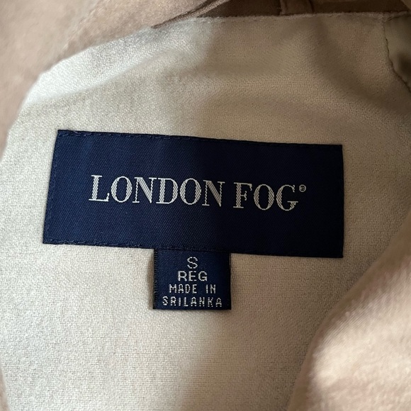 VTG London Fog Tan All Weather Coat: Size S - Picture 4 of 6